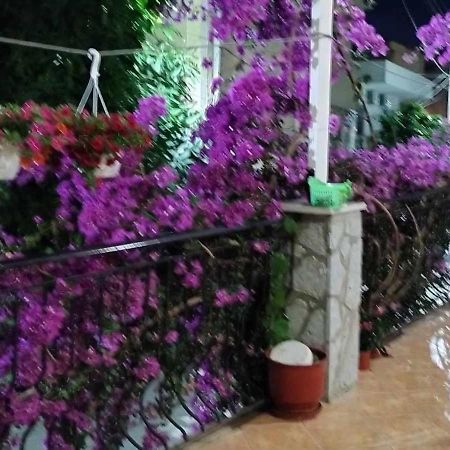 Elena Apartament Sarandë Exteriör bild