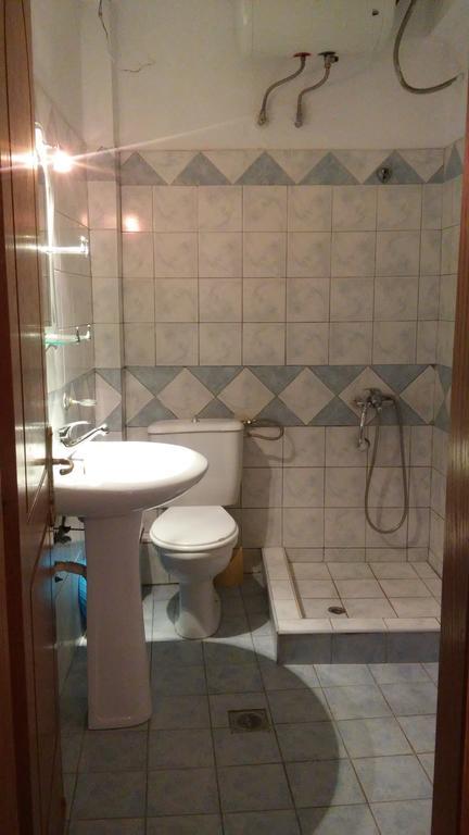 Elena Apartament Sarandë Exteriör bild